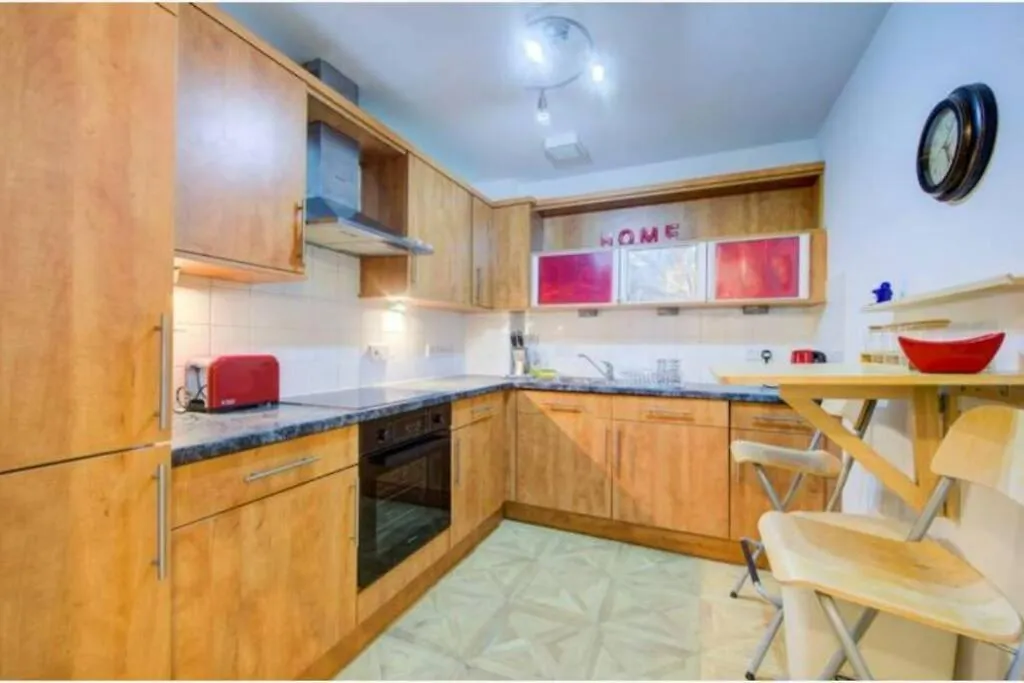 אדינבורו Lovely 2 Bdr Apartment In Dalry / Near Haymarket בריטניה